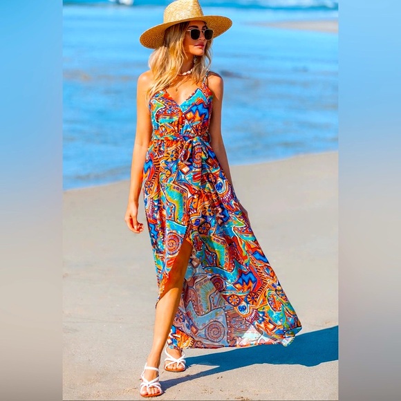 Cupshe Dresses & Skirts - Cupshe Abstract Rhythm Vibrant Multicolor Maxi Dress